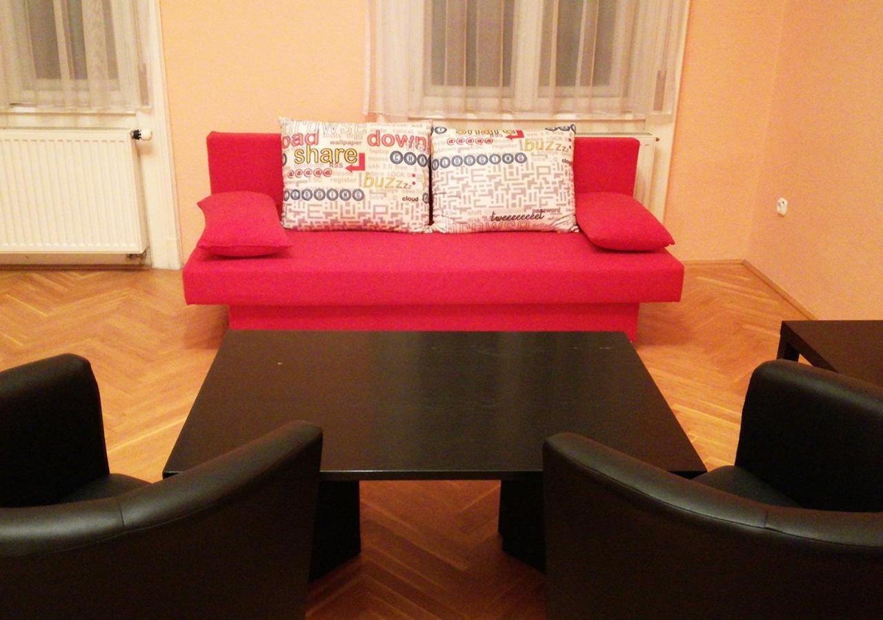 Caesar Apartman Boedapest Buitenkant foto