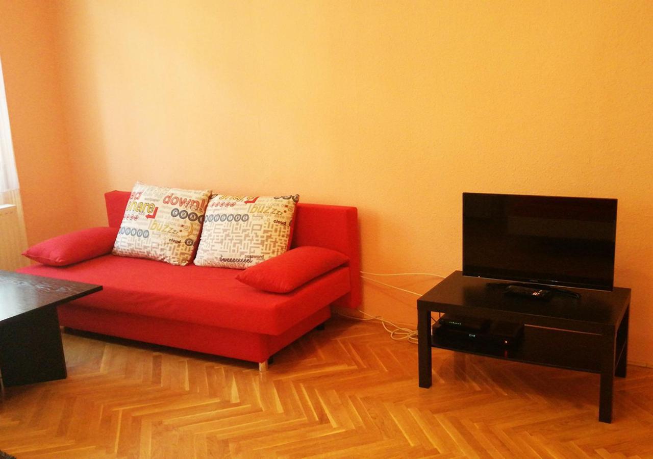 Caesar Apartman Boedapest Buitenkant foto