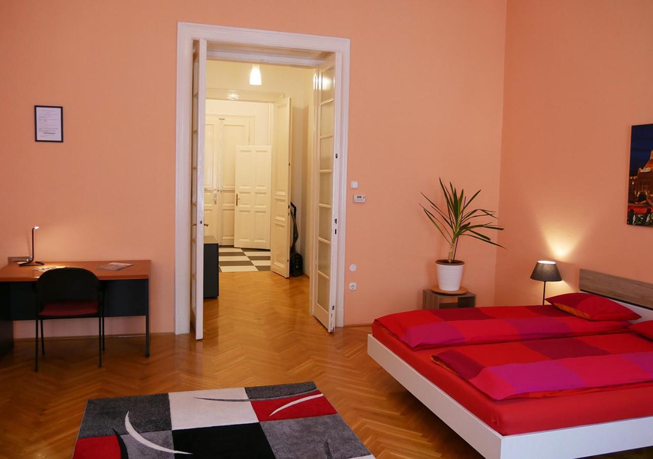 Caesar Apartman Boedapest Buitenkant foto